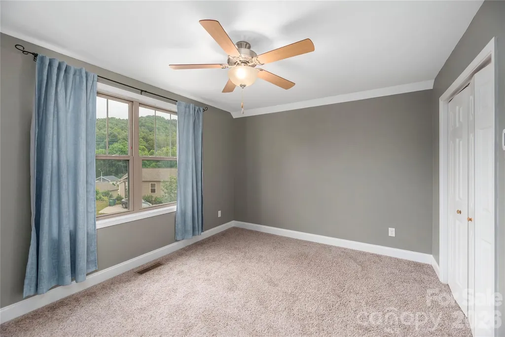 5 Declan Drive Weaverville NC 28787