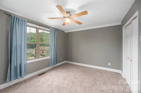 5 Declan Drive Weaverville NC 28787