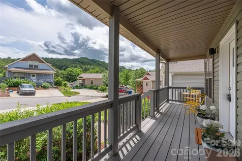 5 Declan Drive Weaverville NC 28787