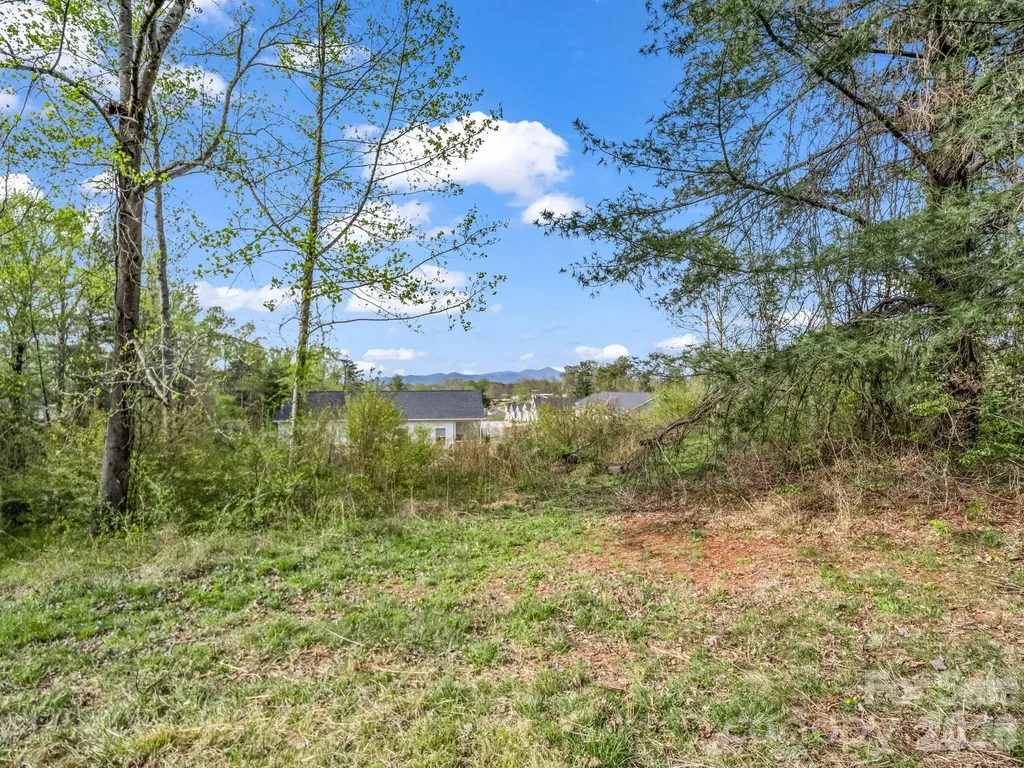 26 Adams Hill Road Asheville NC 28806