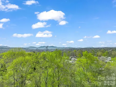 26 Adams Hill Road Asheville NC 28806