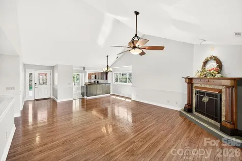 86 Distant View Drive Asheville NC 28803