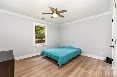 4501 Brookwood Road Charlotte NC 28215