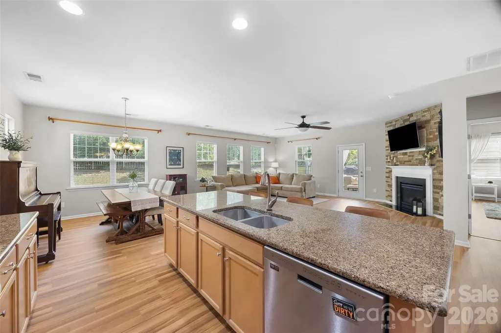 1521 Deer Meadows Drive Waxhaw NC 28173