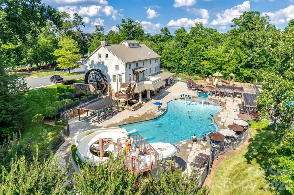 1521 Deer Meadows Drive Waxhaw NC 28173