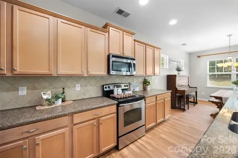 1521 Deer Meadows Drive Waxhaw NC 28173