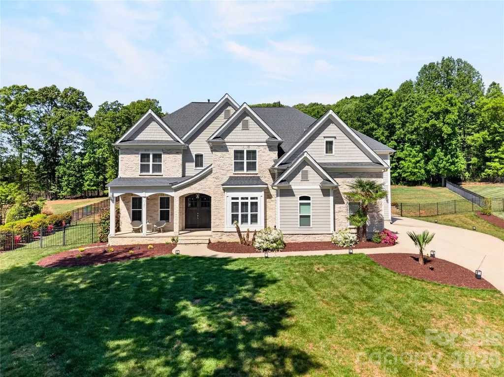 121 Leeward Shoals Lane Mooresville NC 28117