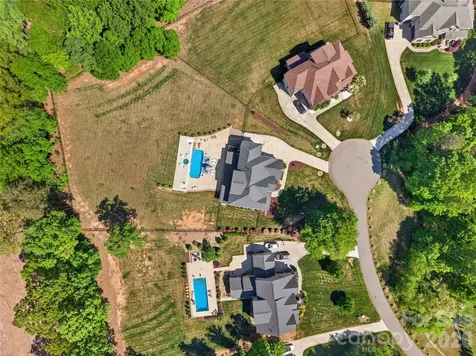 121 Leeward Shoals Lane Mooresville NC 28117