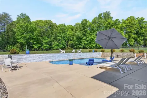 121 Leeward Shoals Lane Mooresville NC 28117