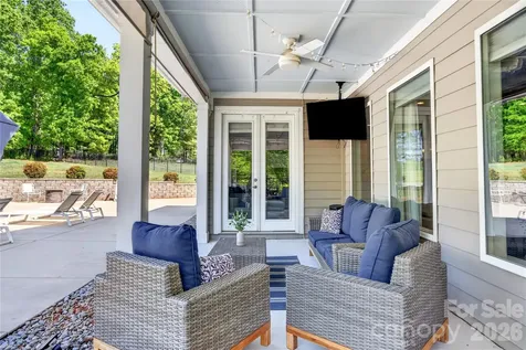 121 Leeward Shoals Lane Mooresville NC 28117