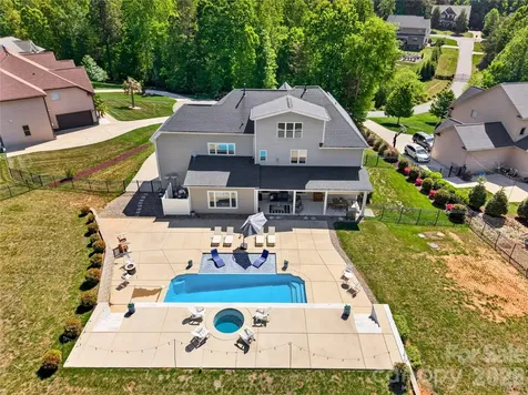 121 Leeward Shoals Lane Mooresville NC 28117