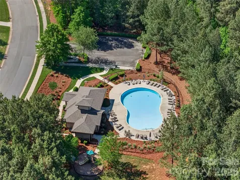 121 Leeward Shoals Lane Mooresville NC 28117