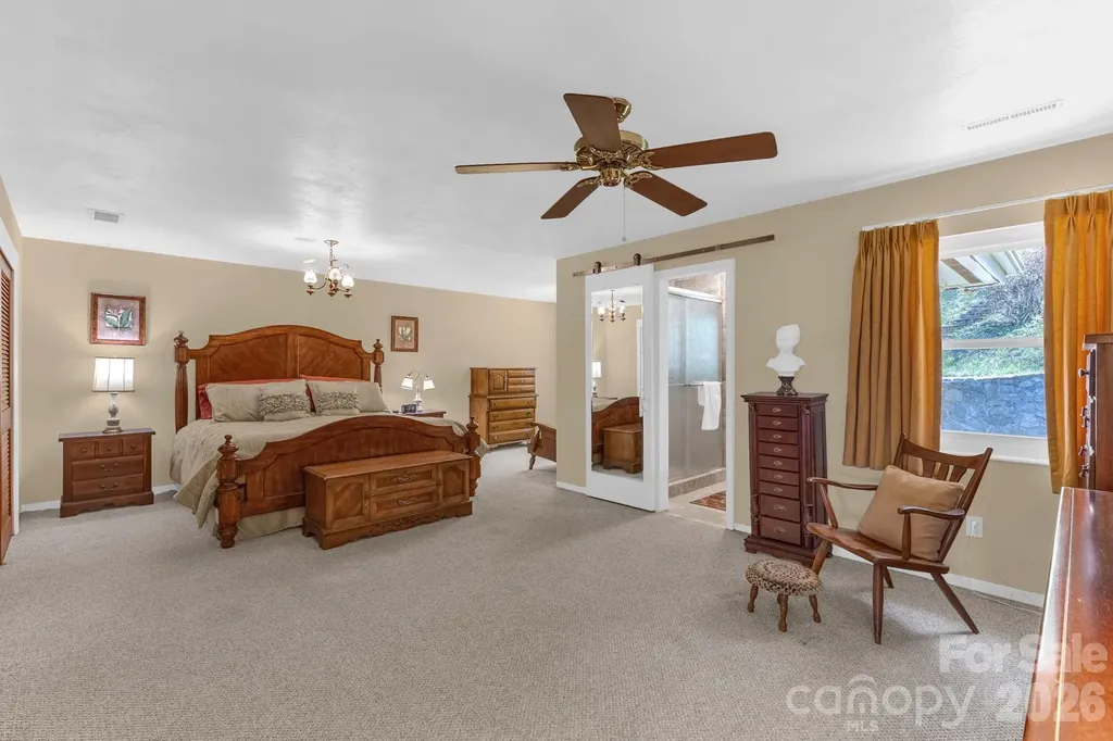 87 Rockwood Road Waynesville NC 28786