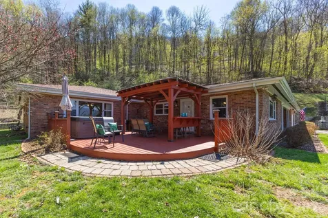 87 Rockwood Road Waynesville NC 28786