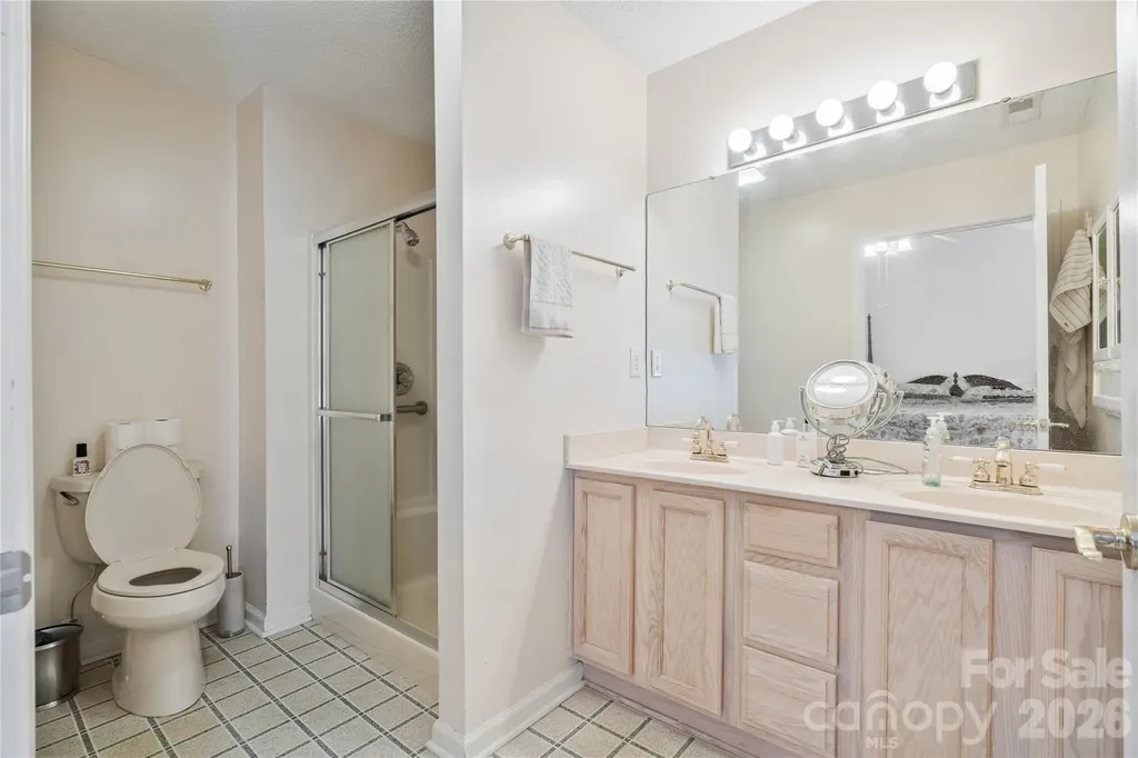47 Barn Owl Way Hendersonville NC 28792