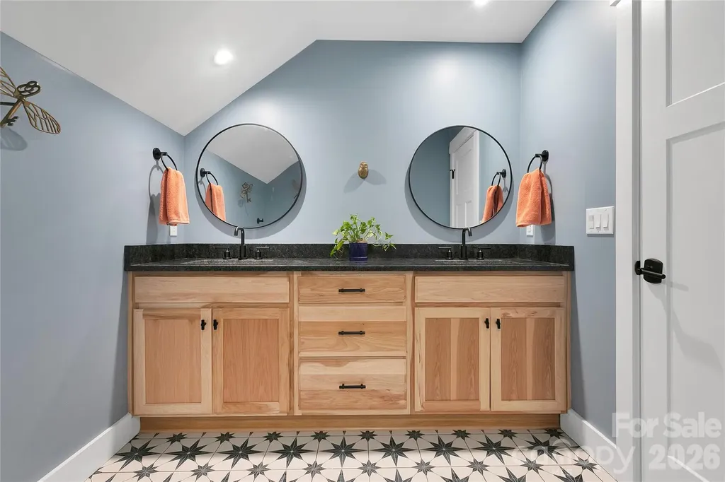 71 Hidden Pond Lane Brevard NC 28712