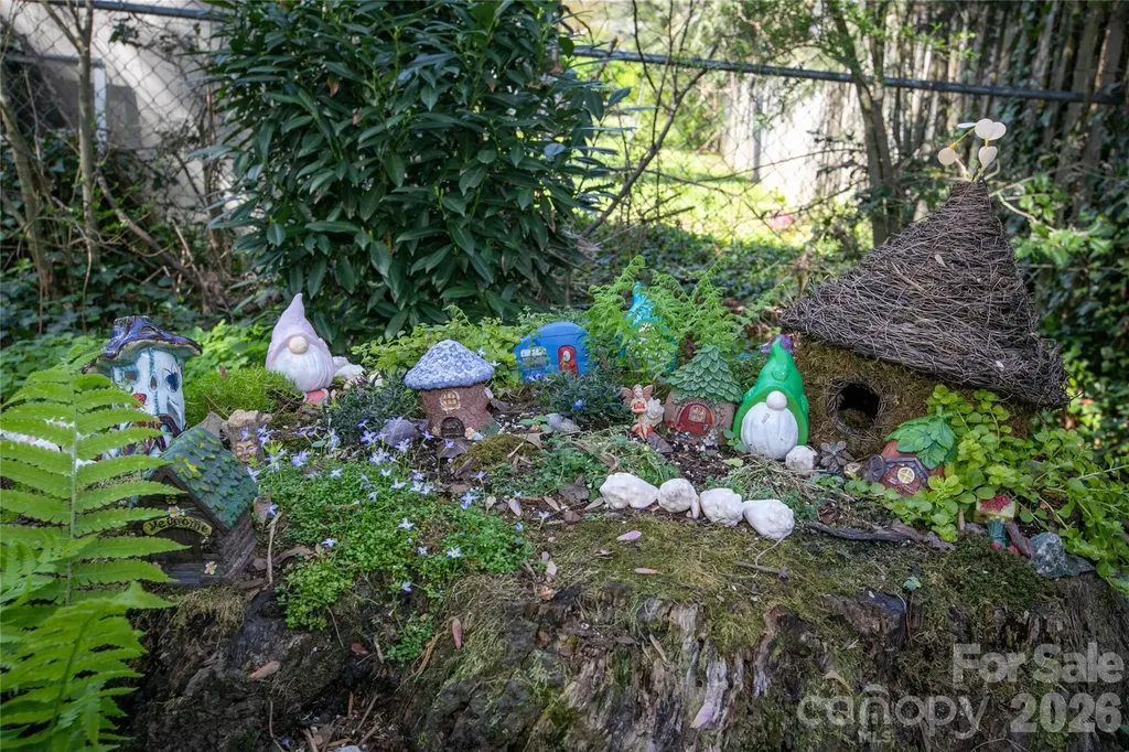 71 Hidden Pond Lane Brevard NC 28712