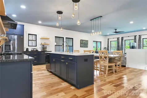 71 Hidden Pond Lane Brevard NC 28712