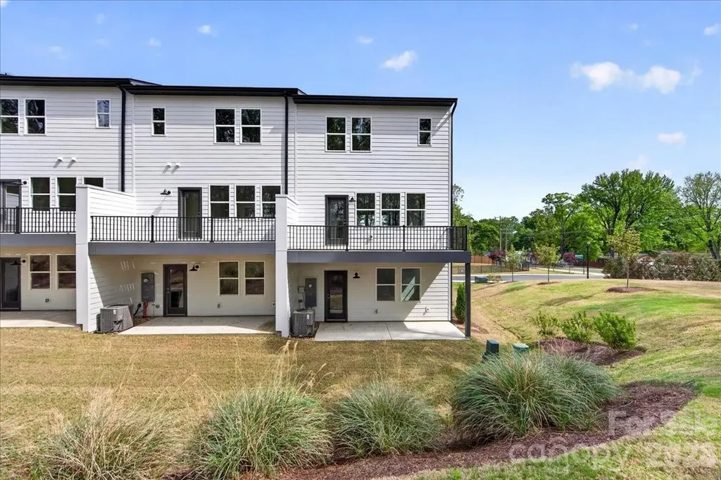 7921 Cedarsmith Court Charlotte NC 28217