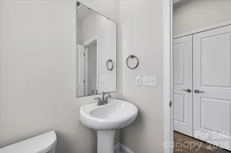 7921 Cedarsmith Court Charlotte NC 28217