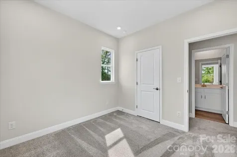 7921 Cedarsmith Court Charlotte NC 28217