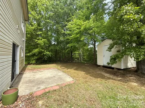 1207 Joannas Court Charlotte NC 28214