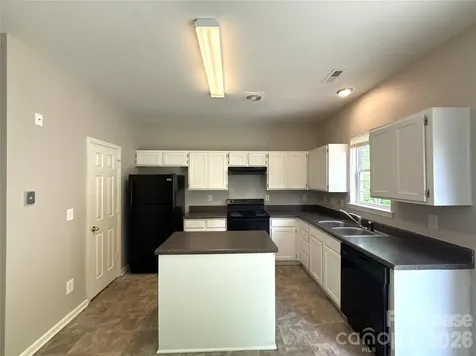 1207 Joannas Court Charlotte NC 28214