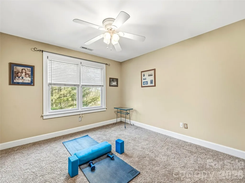 61 Village Pointe Lane Asheville NC 28803
