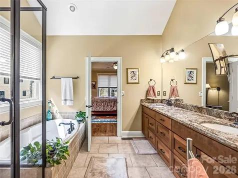 61 Village Pointe Lane Asheville NC 28803