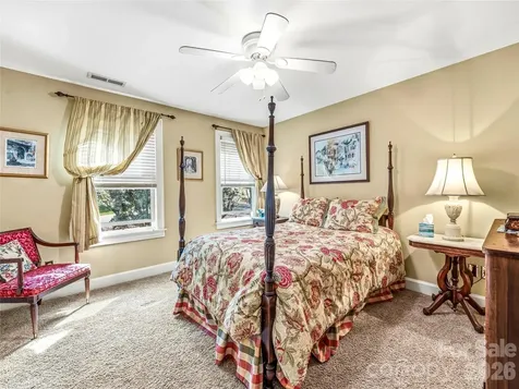 61 Village Pointe Lane Asheville NC 28803