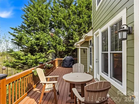61 Village Pointe Lane Asheville NC 28803