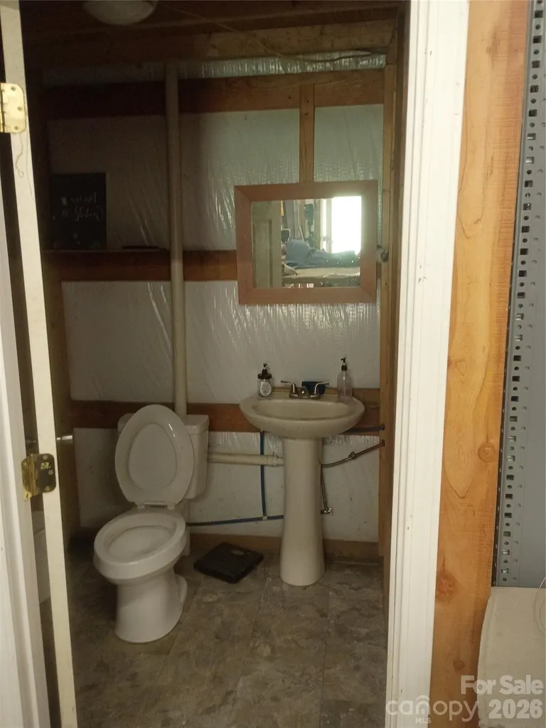 5427 Christopher Road Iron Station NC 28080