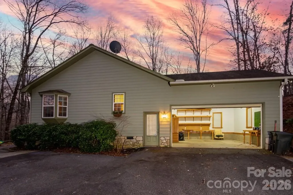 241 Crocus Lane Sylva NC 28779