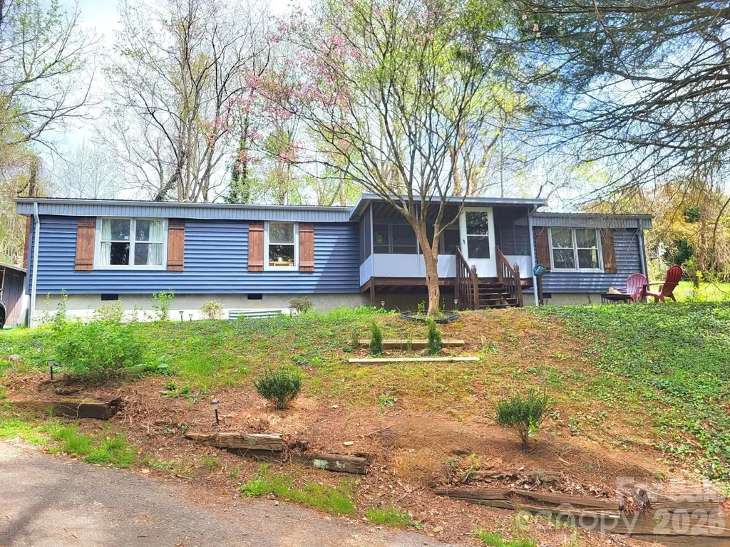41 W Skyland Circle Woodfin NC 28804