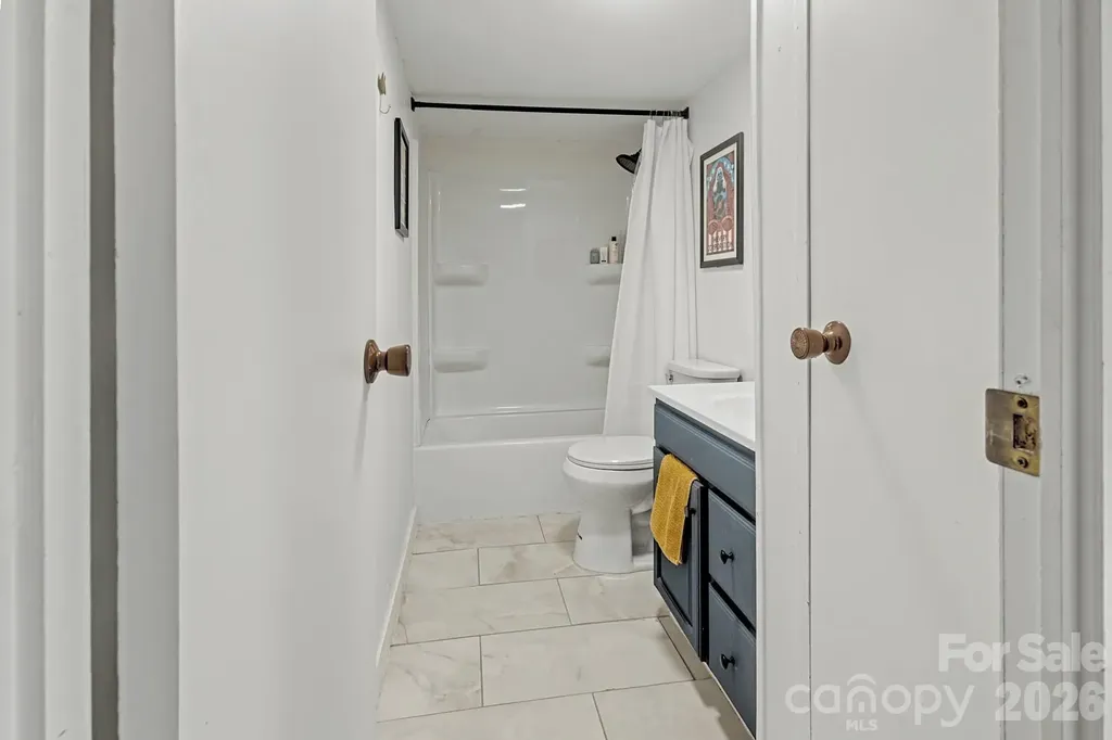 41 W Skyland Circle Woodfin NC 28804