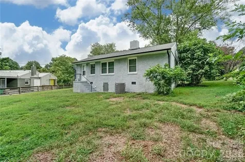 3443 Airlie Street Charlotte NC 28205