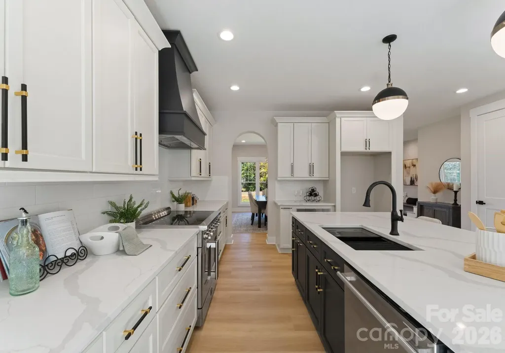 426 Richards Lane Mooresville NC 28115