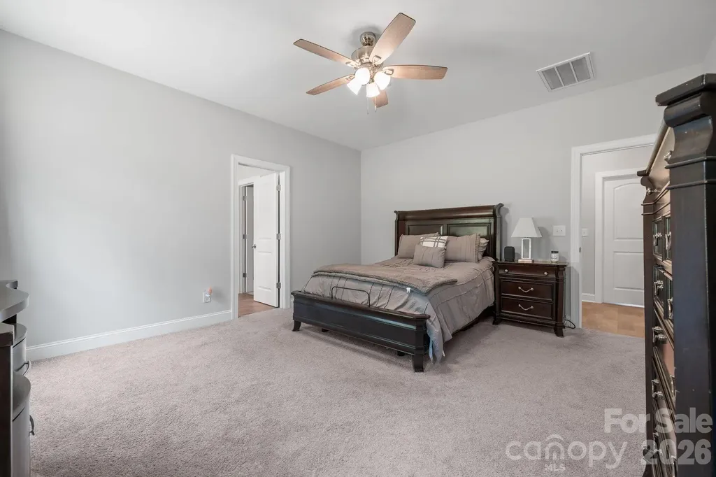 4903 Rio De Luna Hickory NC 28601