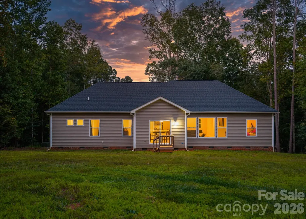 4903 Rio De Luna Hickory NC 28601