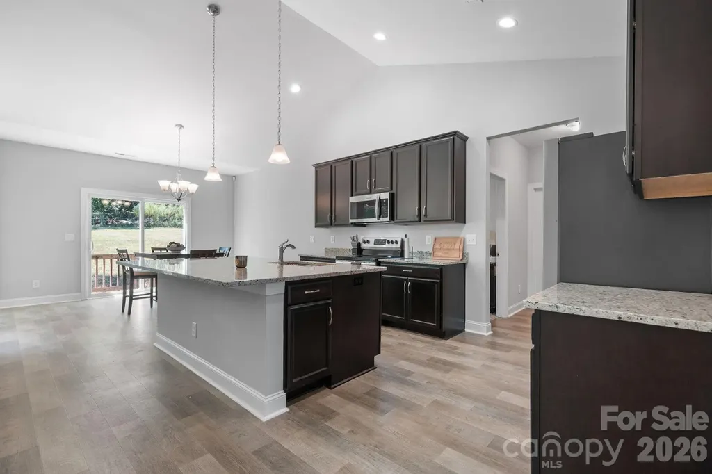 4903 Rio De Luna Hickory NC 28601