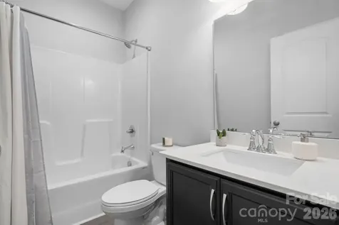 4903 Rio De Luna Hickory NC 28601