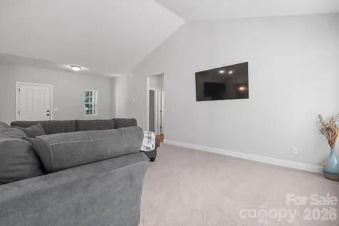 4903 Rio De Luna Hickory NC 28601