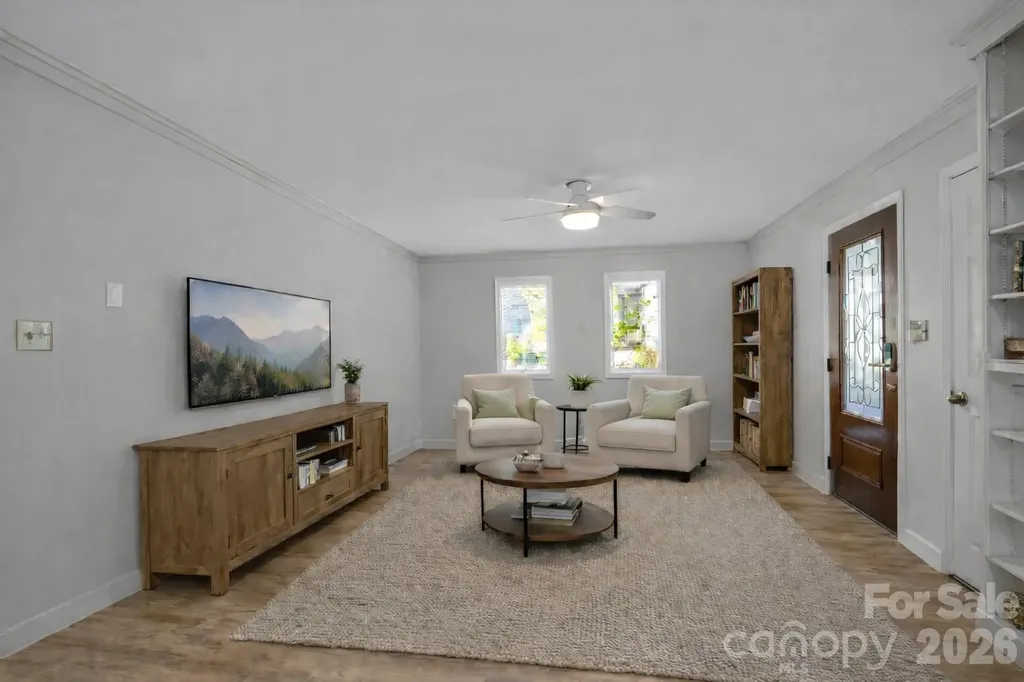 605 Rhododendron Avenue Black Mountain NC 28711