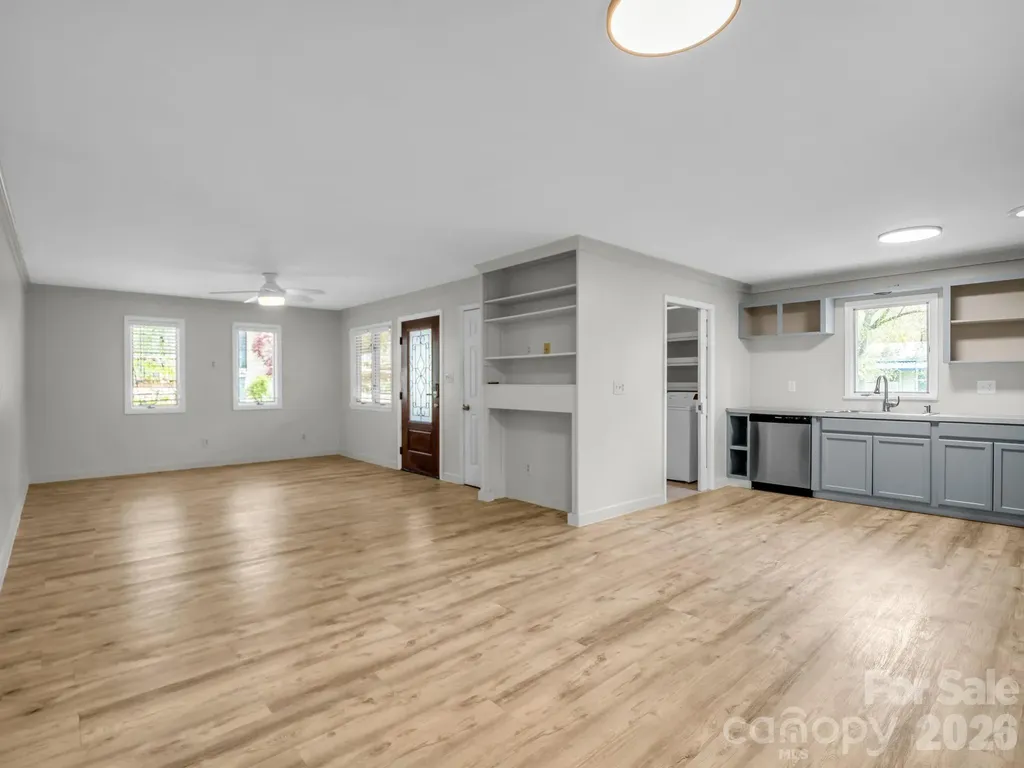 605 Rhododendron Avenue Black Mountain NC 28711