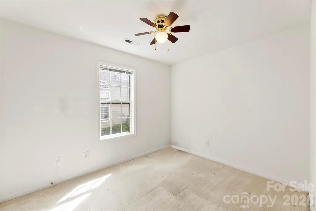 10215 Orchard Grass Court Charlotte NC 28278