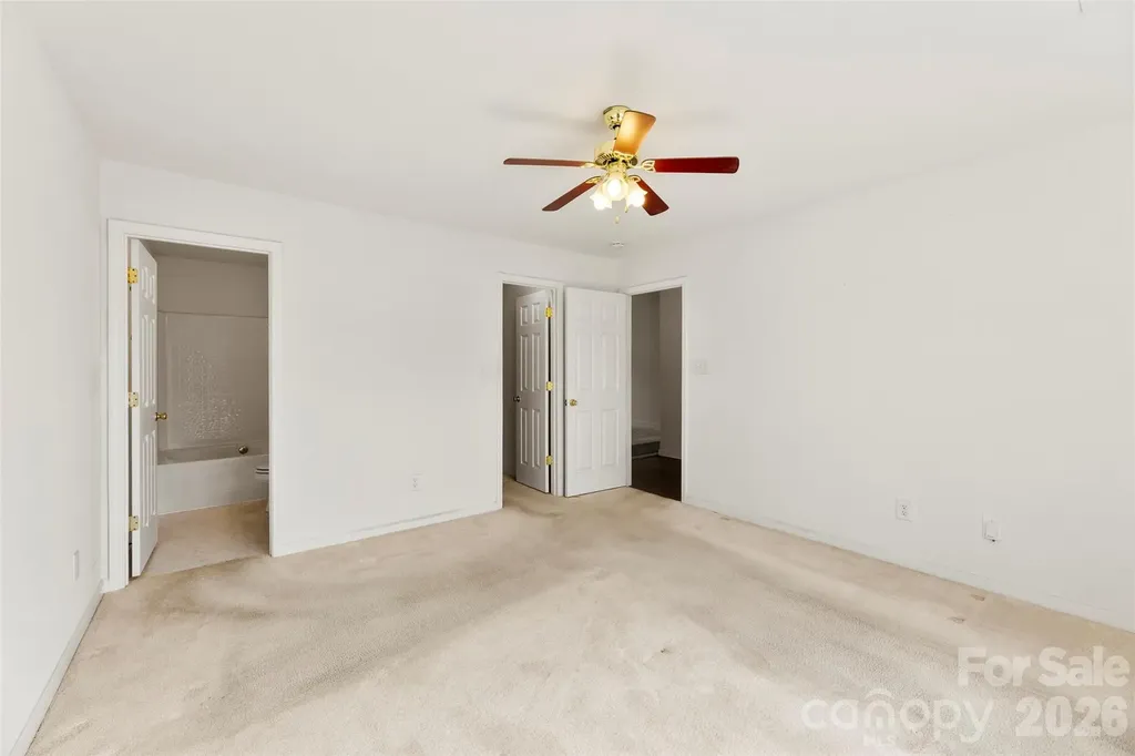 10215 Orchard Grass Court Charlotte NC 28278