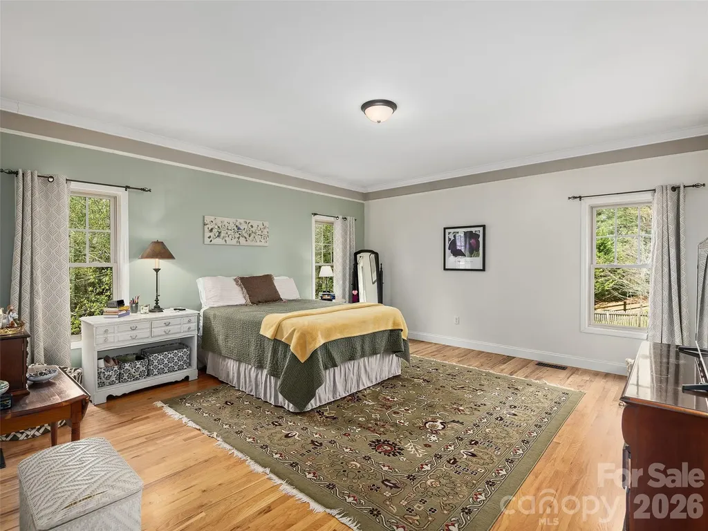 26 Lancaster Lane Weaverville NC 28787