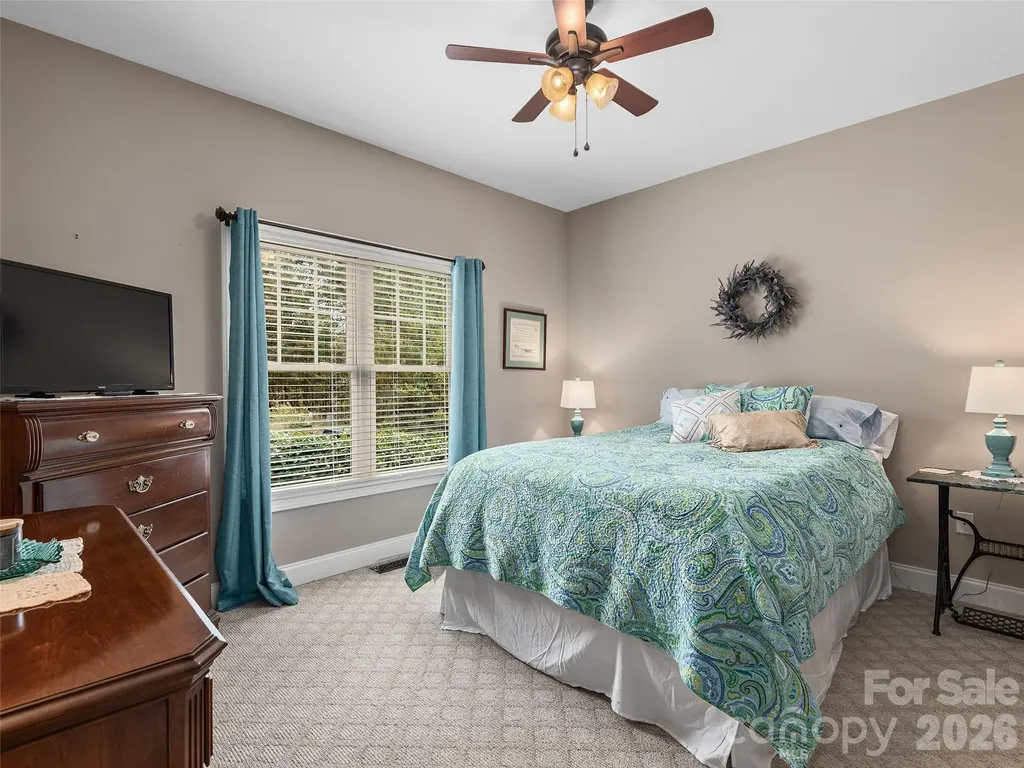 26 Lancaster Lane Weaverville NC 28787