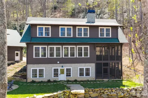 51 Summit Road Swannanoa NC 28778
