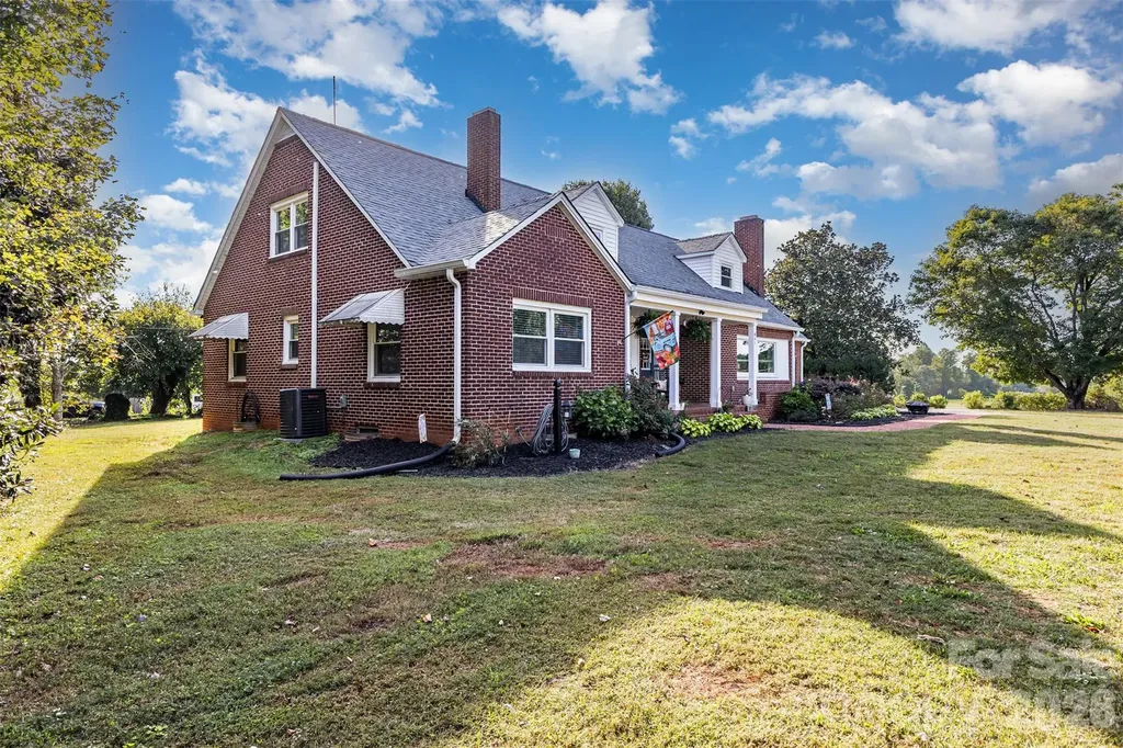941 Casar Belwood Road Lawndale NC 28090
